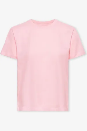 MOST WANTED Millennial Fitted Tee