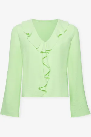 MOST WANTED Julie Ruffle V-neck Top