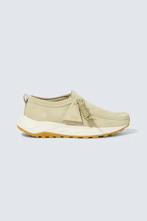 Clarks Walla Eden Lo suede sneakers
