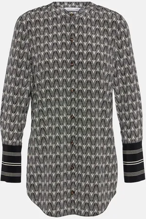 VERONICA BEARD Acacia logo silk-blend blouse