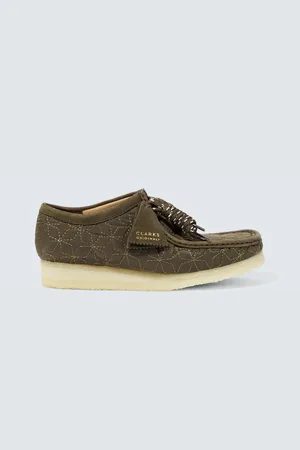 Clarks Wallabee embroidered boots