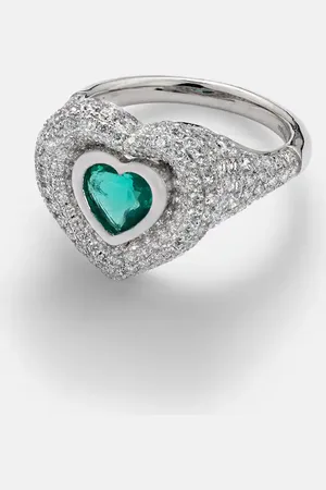 Kamyen Manaal 2.0 Heart Pinky 18kt white gold ring with tanzanite and diamonds