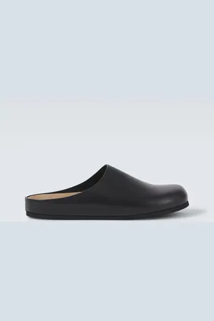 COMMON PROJECTS Leather clogs