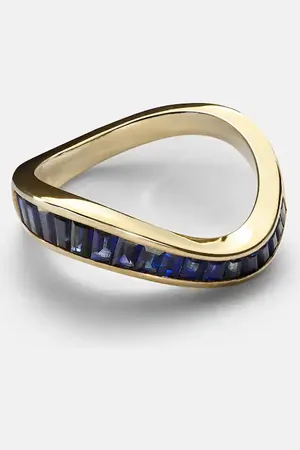 Rainbow K Wave 9kt gold ring with sapphires