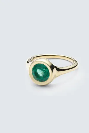 Octavia Elizabeth Lenny 18kt ring with emerald