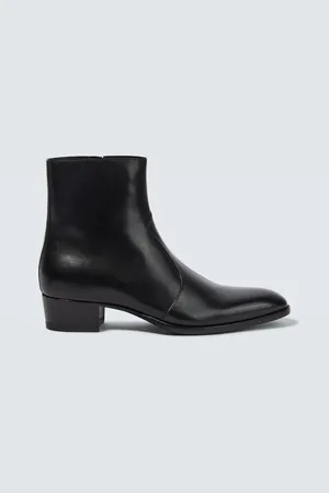 Saint Laurent Wyatt leather ankle boots