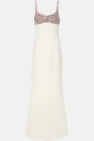 Safiyaa Beatriz embellished gown