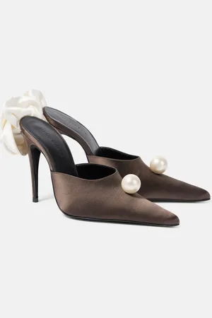 MAGDA BUTRYM Floral-appliquÃ© satin mules