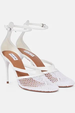 Alaïa Infradito 90 fishnet patent leather pumps