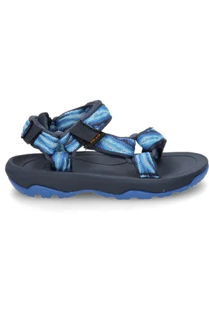 Sandalen in maat 37 voor jongens SALE Sandalen in maat 37 voor jongens in de uitverkoop KLEDING