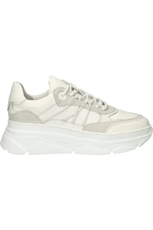 Nelson Jana dad sneakers