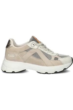 Fred de la Bretoniere Mariola Reese dad sneakers