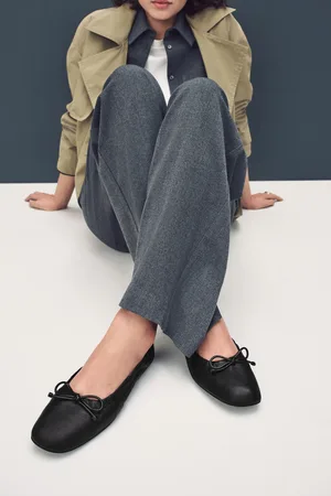Next Forever Comfort Premium Leather With Motioflex Ruched Bow BallerinasEU 38 (UK 5)