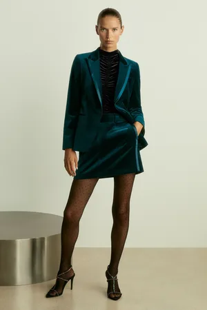 Reiss Parisa Velvet and Satin Suit Skirt38