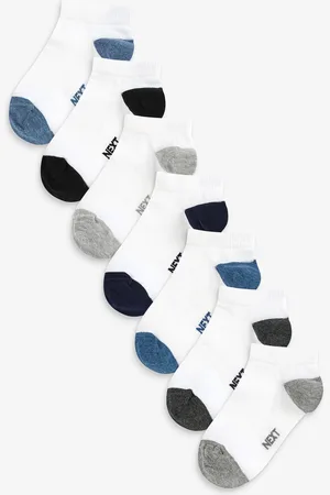 Next Verpakking van 7 paar sneakersokken met hoog aandeel katoenUK 3