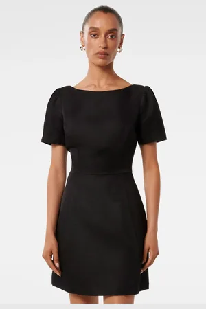 Forever New Petite Simone Bow Back Mini Dress with a Touch of Linen38