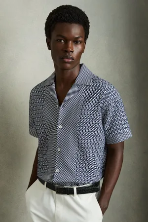 Reiss Matisse Geometric-Jacquard Cuban-Collar ShirtXS