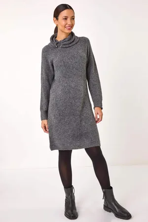 Roman Ring Neck Detail Knitted Dress48