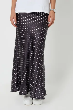 Threadbare Maxi Velvet Slip Skirt40
