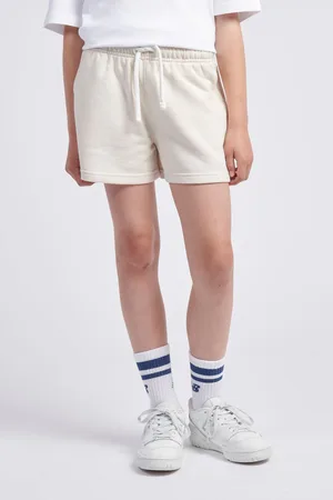 New Balance Small Girls Logo Shorts10