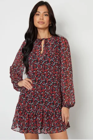 Threadbare Floral Tie Front Ruffle Mini Dress44