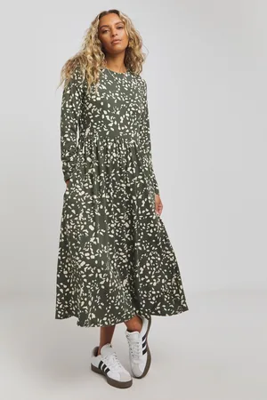 Simply Be Superzachte midi-jurk met zakken42