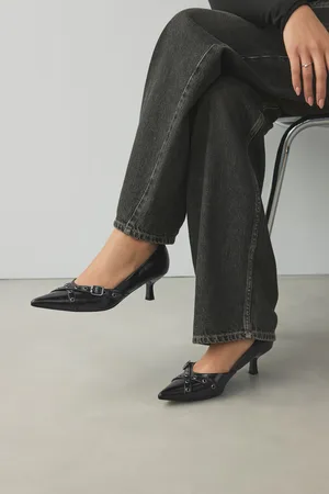 Next Forever Comfort Point Toe Eyelet Buckle Low CourtsEU 37 (UK 4)