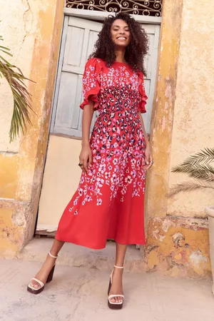 Love & Roses Crew Neck Ruffle Sleeve Midi Dress40