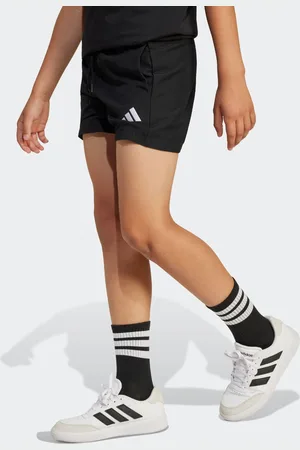 adidas Small Logo Chelsea Shorts146152cm