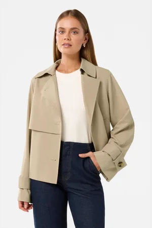 Forever New Ebony Cropped Trench Coat38