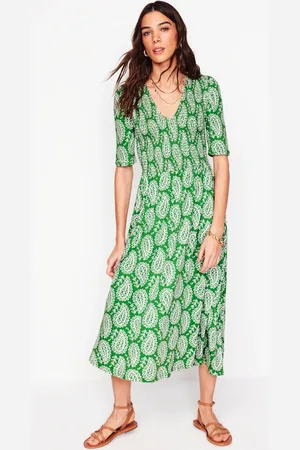Boden Bethany Smocked Jersey Dress46