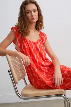 Next Mini-jurk met V-hals, ruchemouwen en linnen8 P