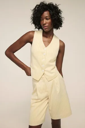 mint&berry Pinstripe Tailored Shorts44