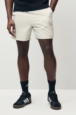 adidas Small Essentials Logo Cargo Chelsea ShortsXL Reg