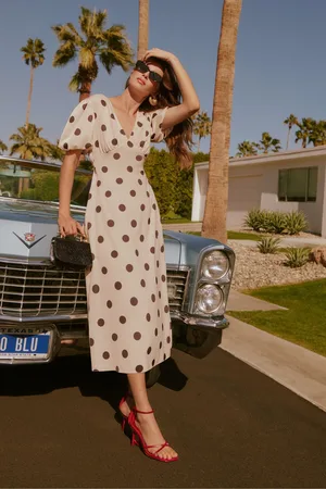 Friends Like These V-Neck Satin Puff Sleeve Midi Dress42