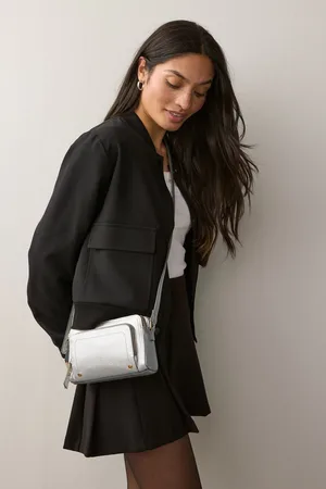 Next Utility-crossbodytas met studsEén