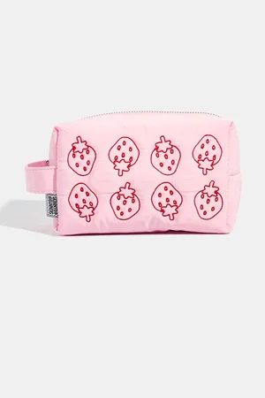 Skinnydip Strawberry Quilted Makeup Bageen