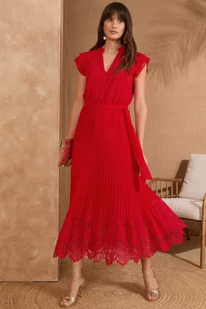 Love & Roses Lace Detail Pleated V-Neck Belted Midi Dress40