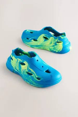 Next Lightweight Slip On Beach Shoesuk4eu37