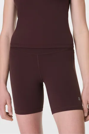 Sweaty Betty Ultimate Studio 6" ShortsMedium