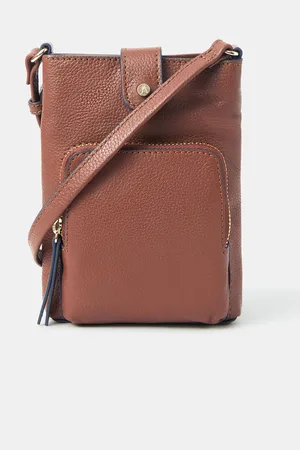 Accessorize Leather Pouch Phone BagEén