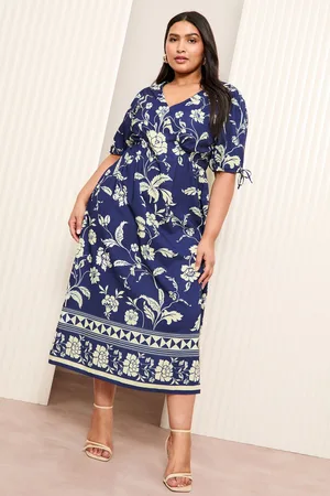 Friends Like These Curve Satin Printed Midi Dress50