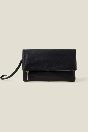 Accessorize Leather Fold-Over Clutch BagEén