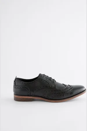 Next Brogues met textuurdetail en twee gaatjesrandenEU 41 (UK 7)