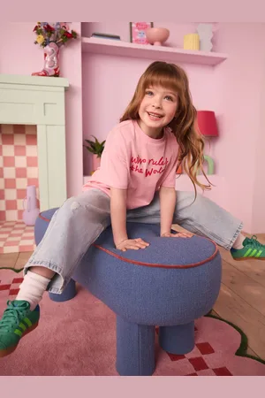 Eleanor Bowmer Pink Who Rules the World Kids 100% Cotton T-Shirt146152cm