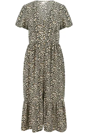 Yumi Leopard Print Pleated Button Through Midi Dress42