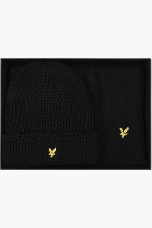 Lyle & Scott Lambswool Ribbed Beanie & Scarf SetEén