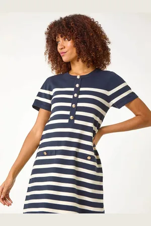 Roman Stripe Button A-Line Knit Dress44