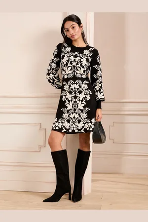 Love & Roses Floral Jacquard Knit Dress44