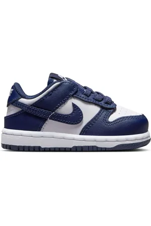 Nike Infant Dunk Low TrainersEU 21 (UK 4.5)